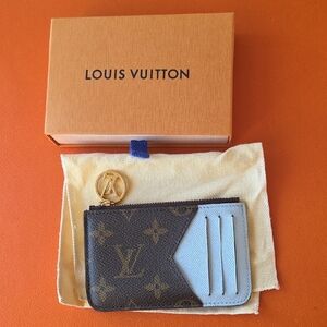 LABEL  Louis Vuitton Romy Monogram Card Holder
